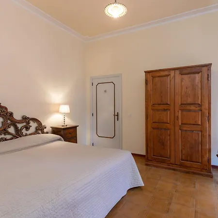 Mimosa Villa Cortone